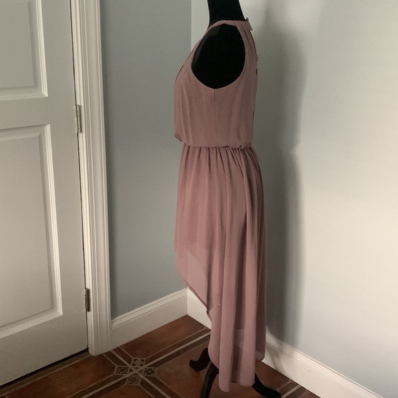 Doe & Rae Dress Halter Crepe Flowy High Low Sleeveless - Picture 5 of 9